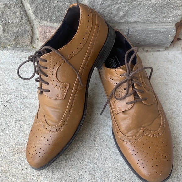 ASOS Men’s Tan Oxford Style Lace Up Wingtip Dress Shoe size 8WF - Picture 1 of 13